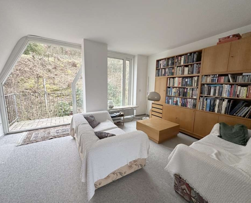 DG Dachstudio mit Balkon hinten