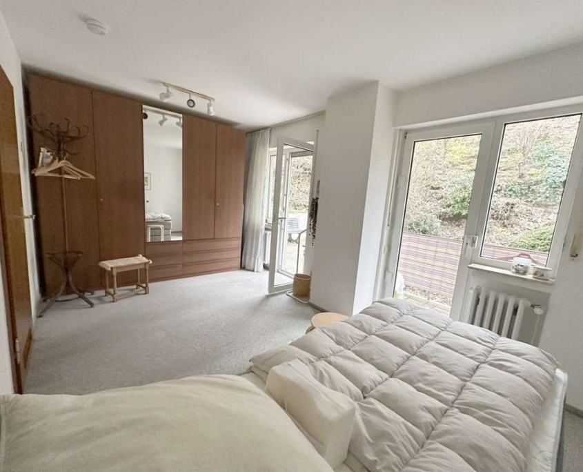 OG Zimmer hinten mit Balkon