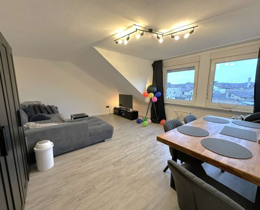Wohnzimmer DG