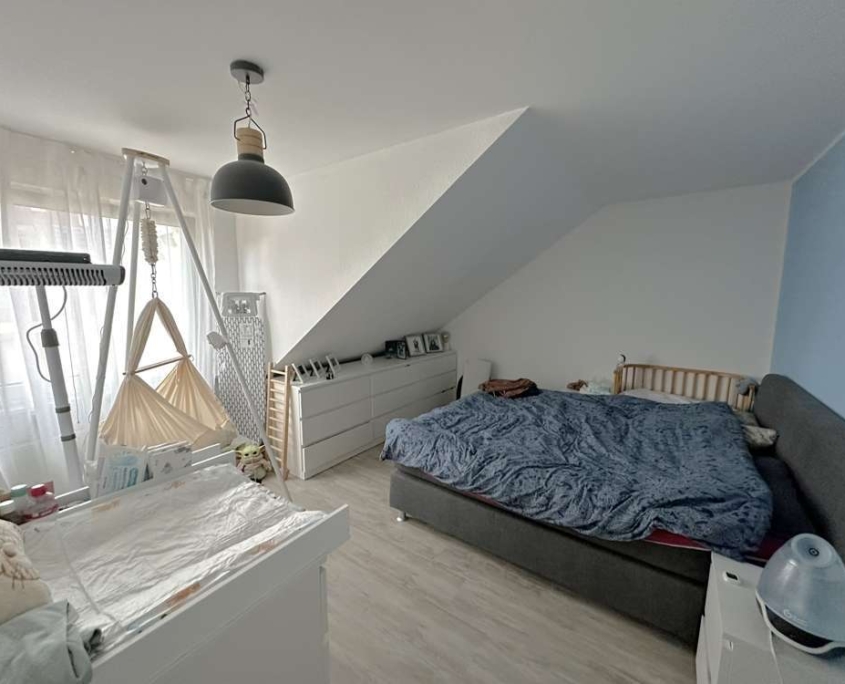 Schlafzimmer DG