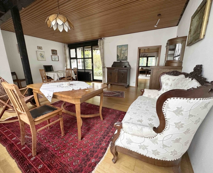 OG Wohnen mit Blick zur Terrasse u Arbeitszimmer (WE 2)