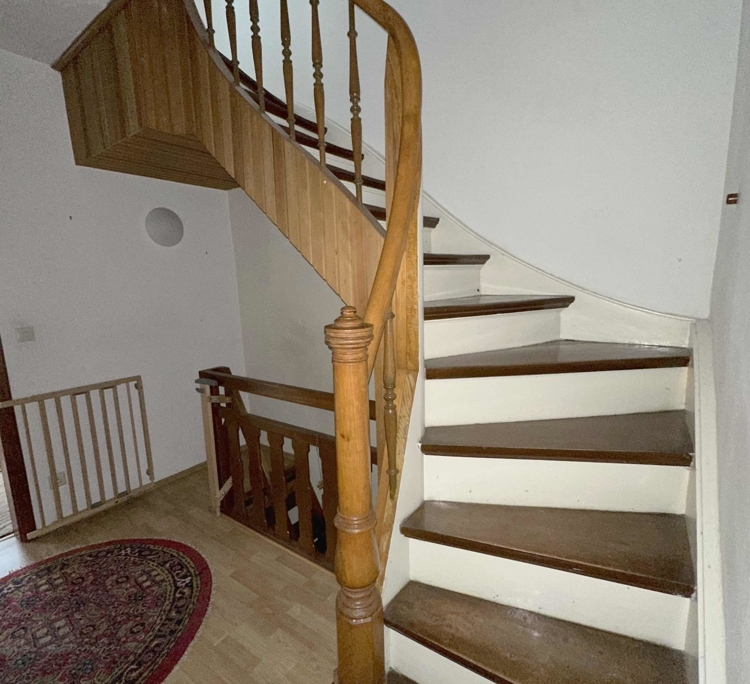 OG Treppe ins DG (WE 2)